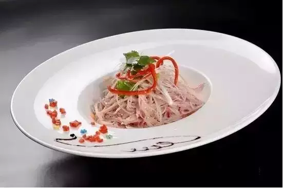 選擇一家好的蔬菜分銷公司來進(jìn)行餐飲管理，已不再是一個難題